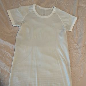 Lululemon Swiftly Tech Shirt